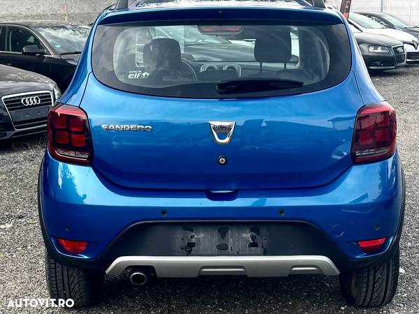 Dacia Sandero Stepway 0.9 TCe - 17