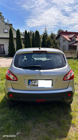 Nissan Qashqai - 2