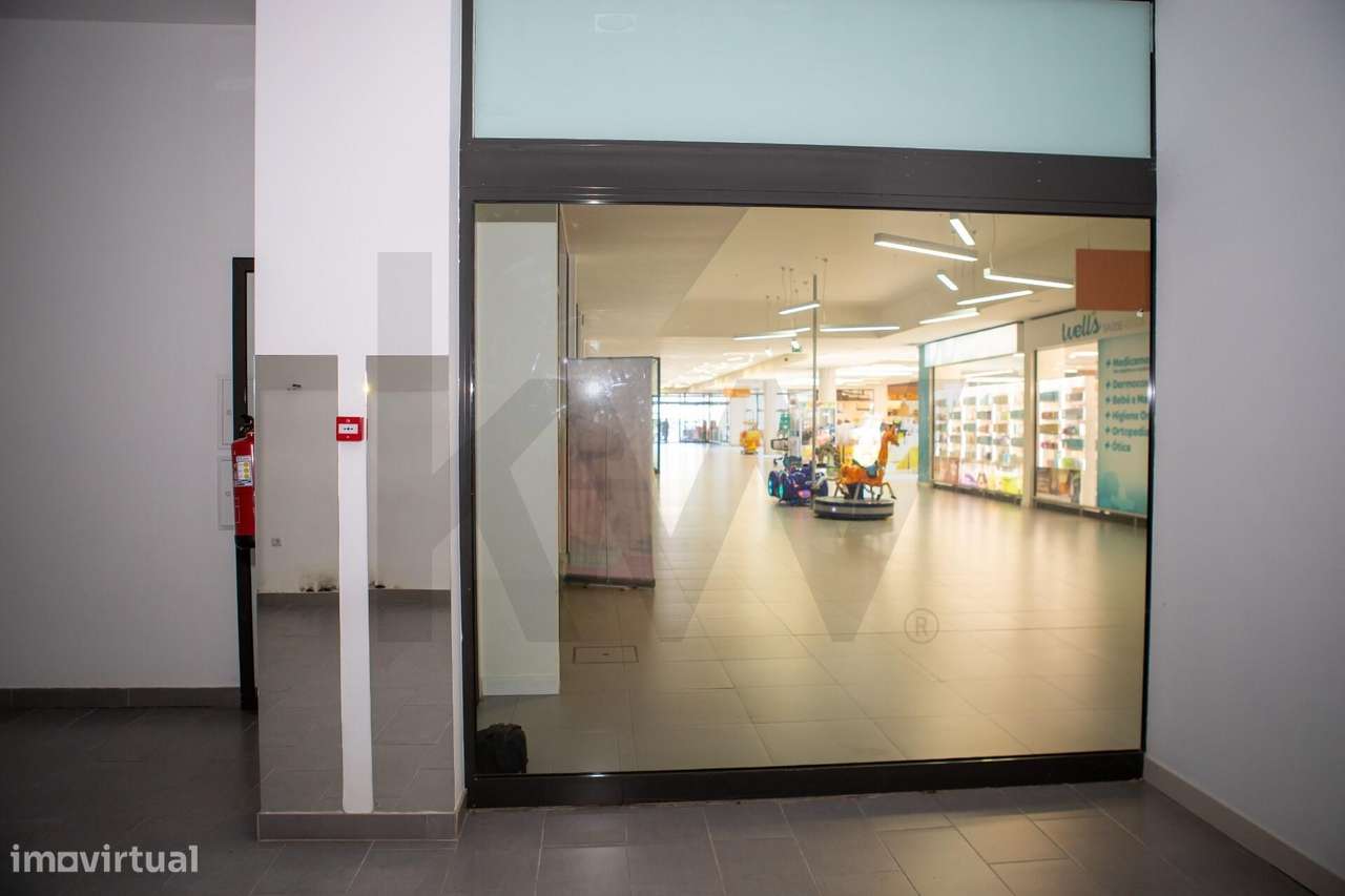 Oportunidade de Investimento: Espaço Comercial/Serviços com fluxo gara - Grande imagem: 4/11