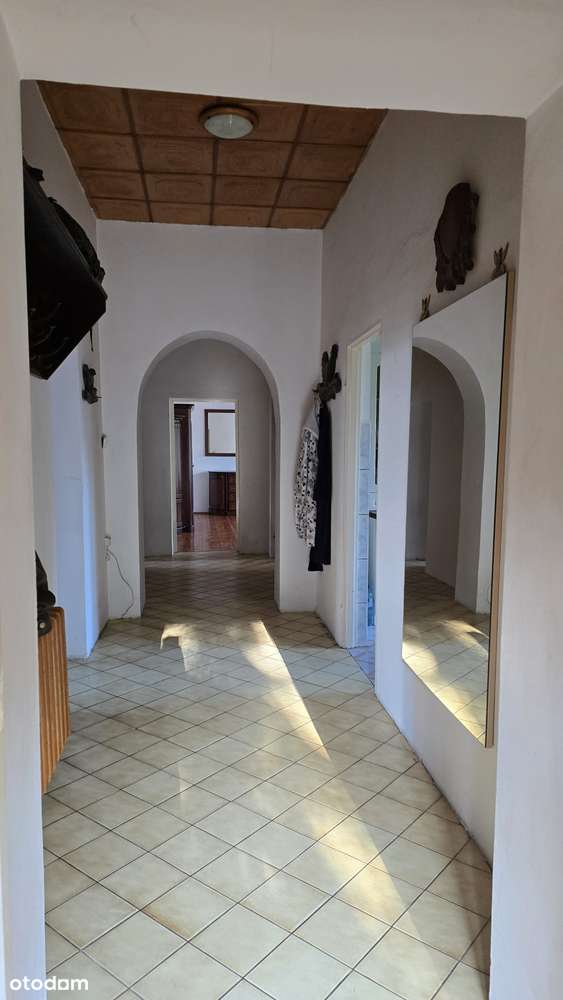 Dom jednorodzinny z budynkiem gospodarczym na dużej działce-11