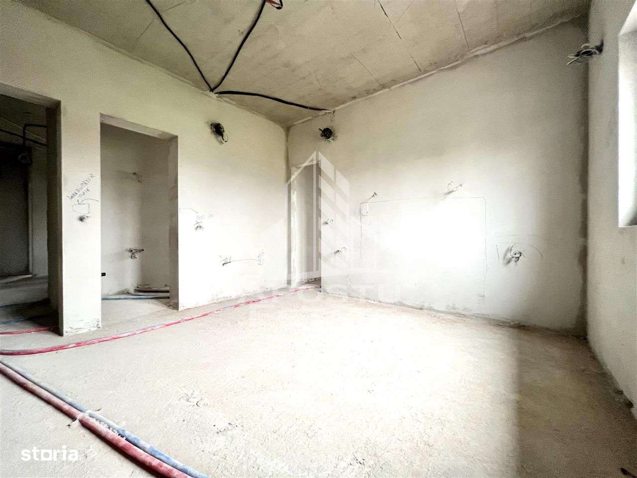 Vila spatioasa Giarmata - Imagine principală: 4/11