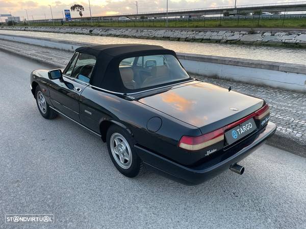 Alfa Romeo Spider 1.6 - 12