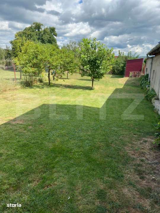 Casa individuala de vanzare, in centru, cu 1050 mp teren - Imagine principală: 4/10