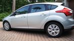 Ford Focus 1.6 Ambiente - 11