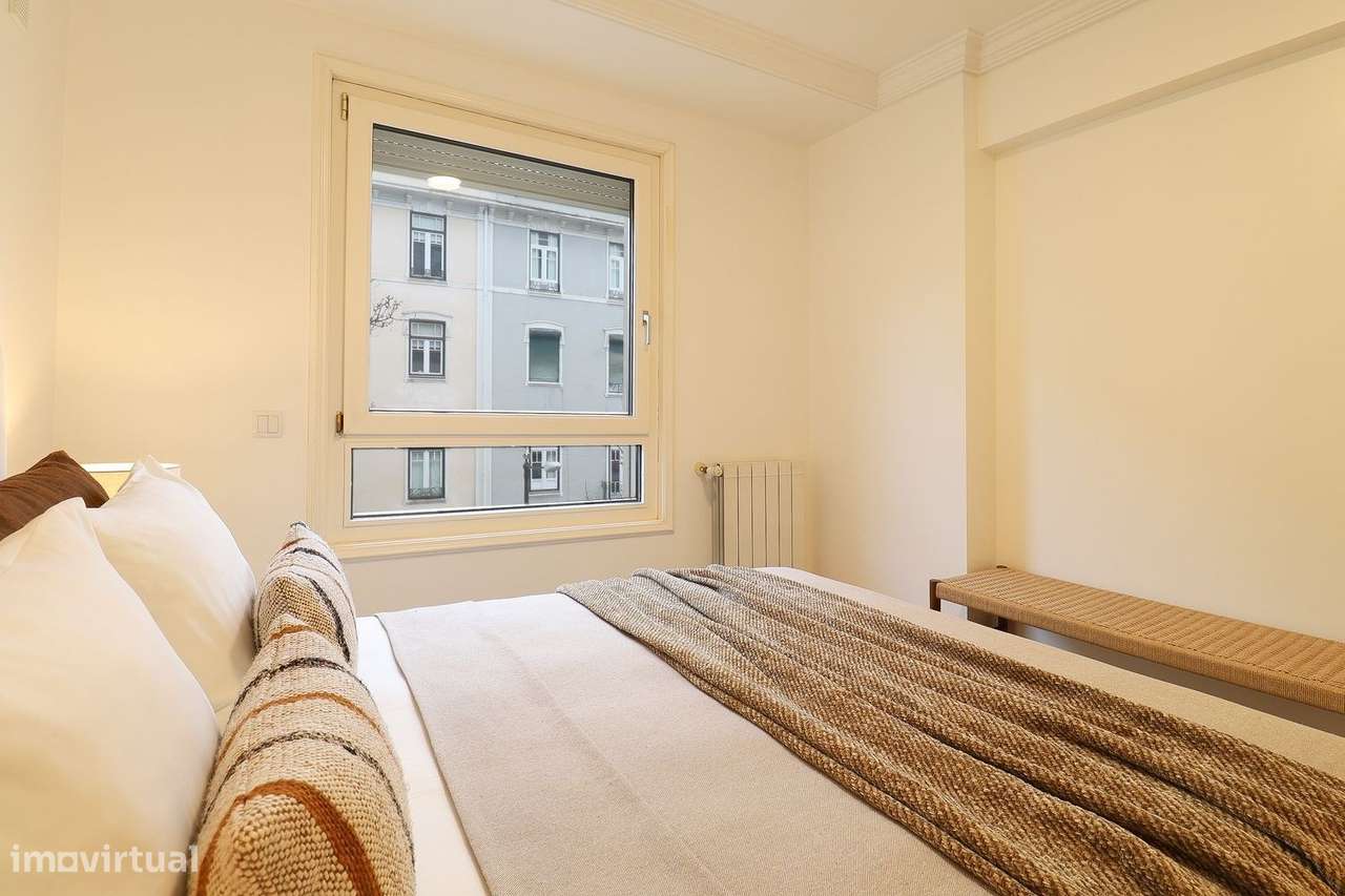 Apartamento T2 com garagem no coração de Campo de Ourique, Lisboa-31