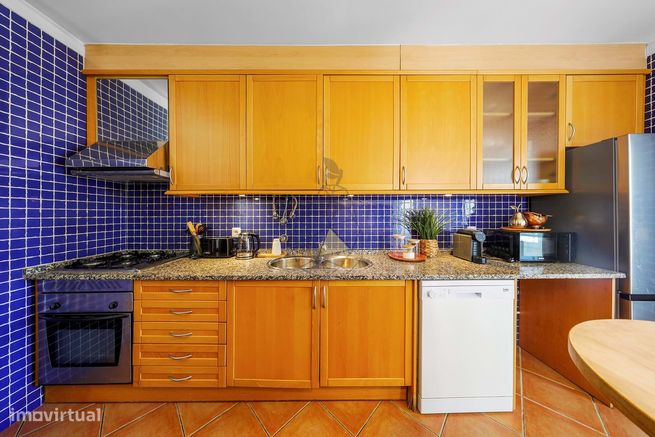 Apartamento com 1 Quarto  na Urbanização Horta da Raminha  em Portimão-19