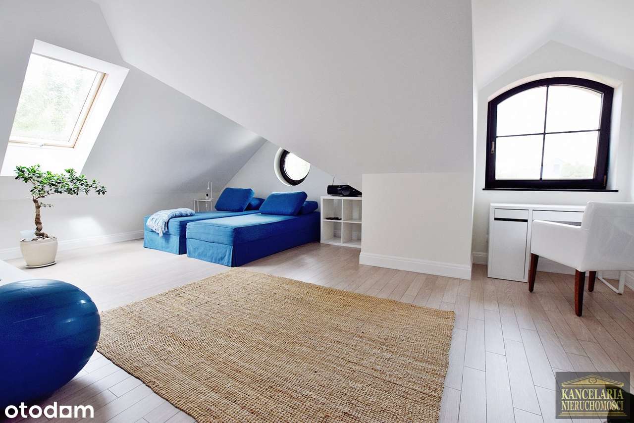 Luksusowa rezydencja z bajecznym ogrodem!-10