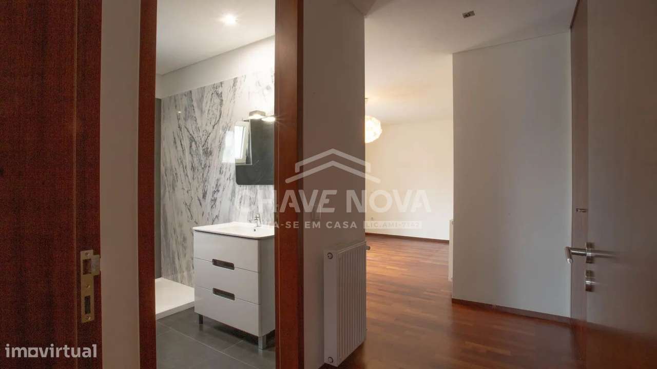 Apartamento T3 Praça das Flores - Bonfim - Porto-16