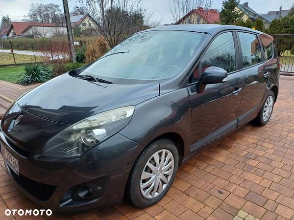 Renault Grand Scenic - 3