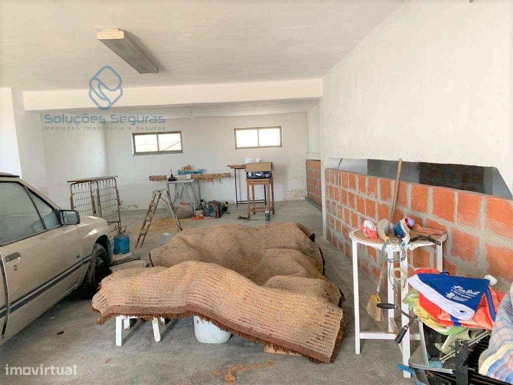 Garagem com120m2 Gaio Rosário-4