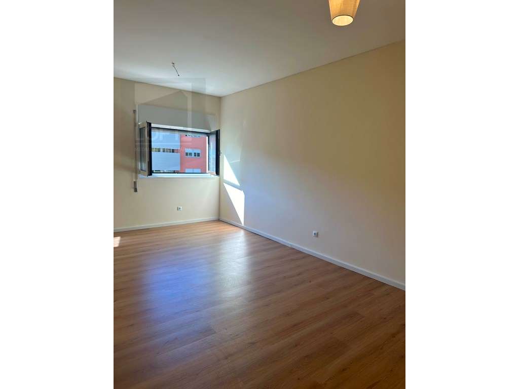 Apartamento T3 Renovado no Bonfim - Grande imagem: 4/35