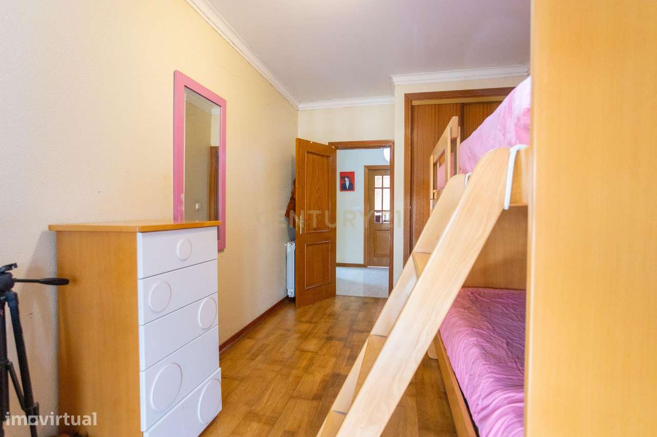 Apartamento T2+1 Duplex com elevador-15