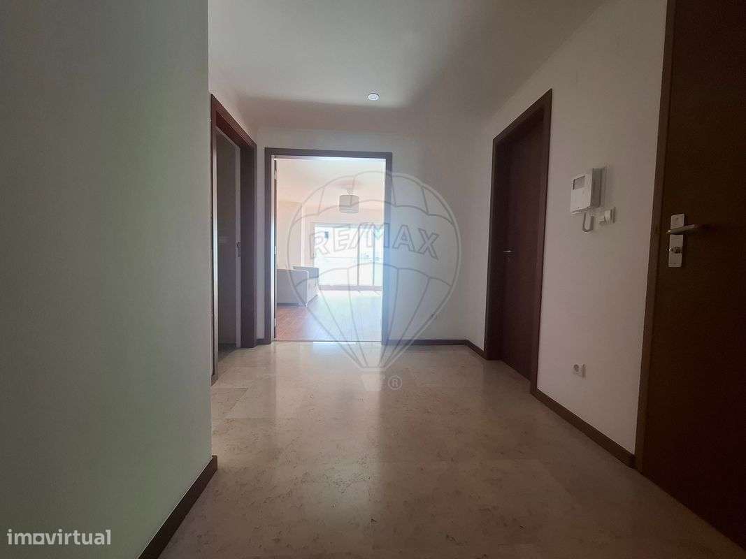 Apartamento T2 para arrendamento - Grande imagem: 3/27