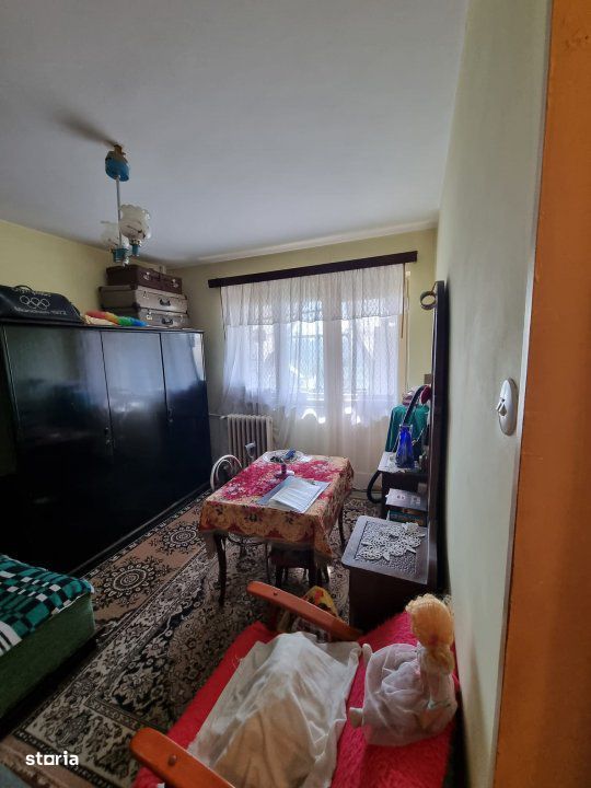 COD E13739 - Apartament 2 camere decomandat Obregia- Covasna