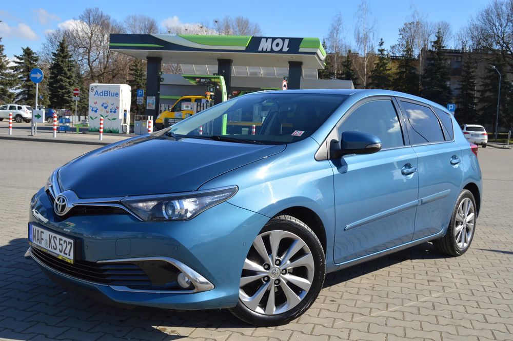 Toyota Auris II 1.2 Turbo Executive 2015