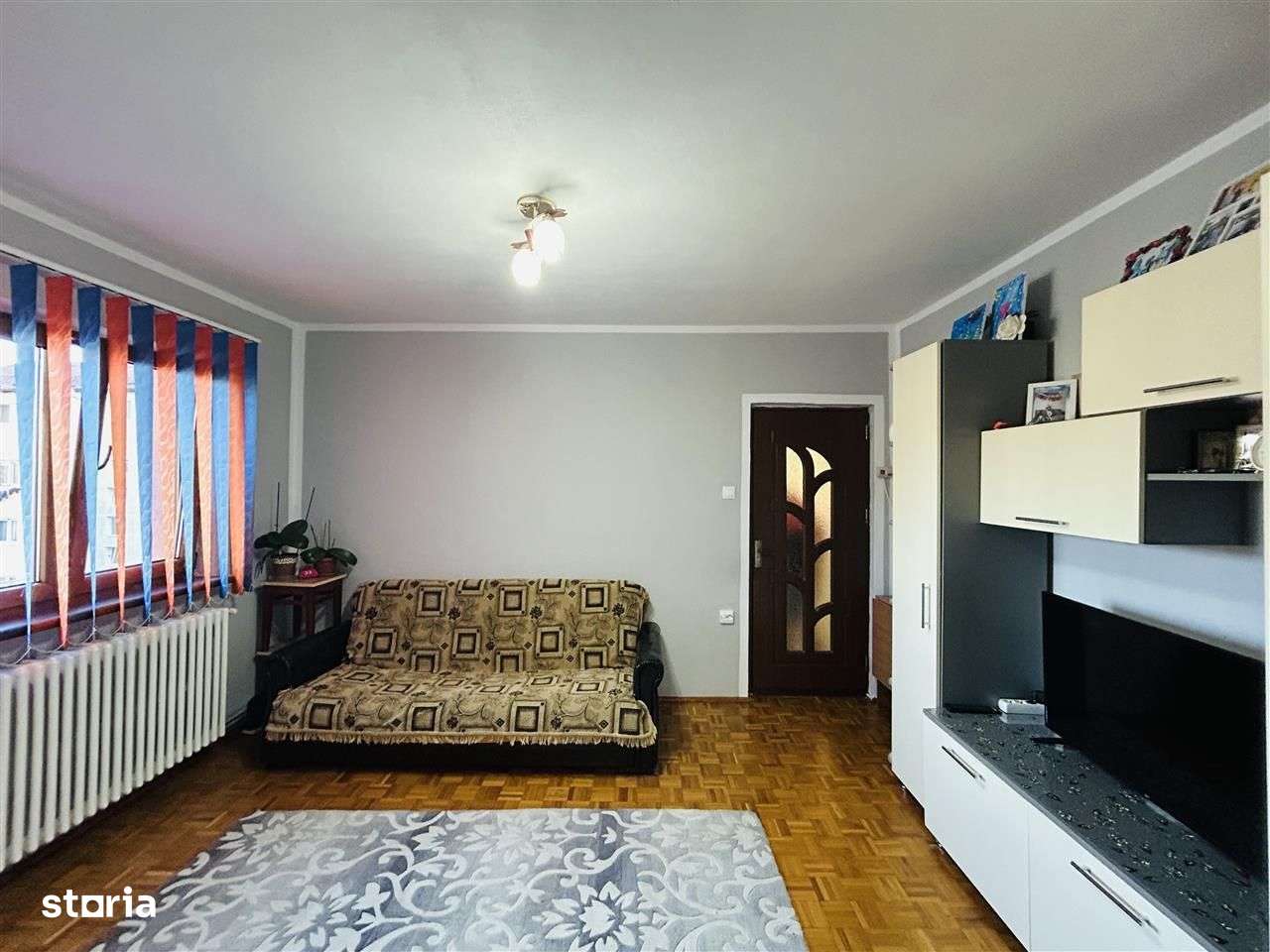 Ap renovat, 2 camere, la cheie, zona Cedonia - Imagine principală: 4/10