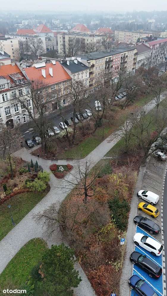 Piękna kamienica w sercu miasta-10