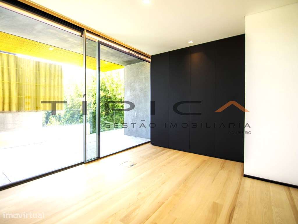 Moradia LUXO Condomínio Privado-47