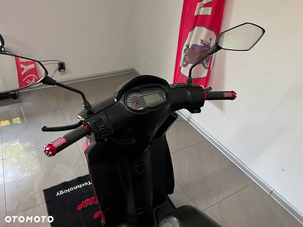 Aprilia SR - 14