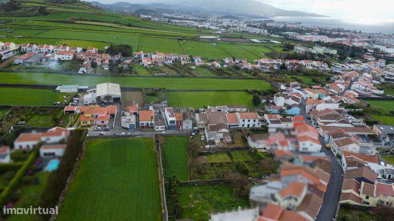 Terreno Urbano, localizado nos Arrifes, concelho de Ponta Delgada-6