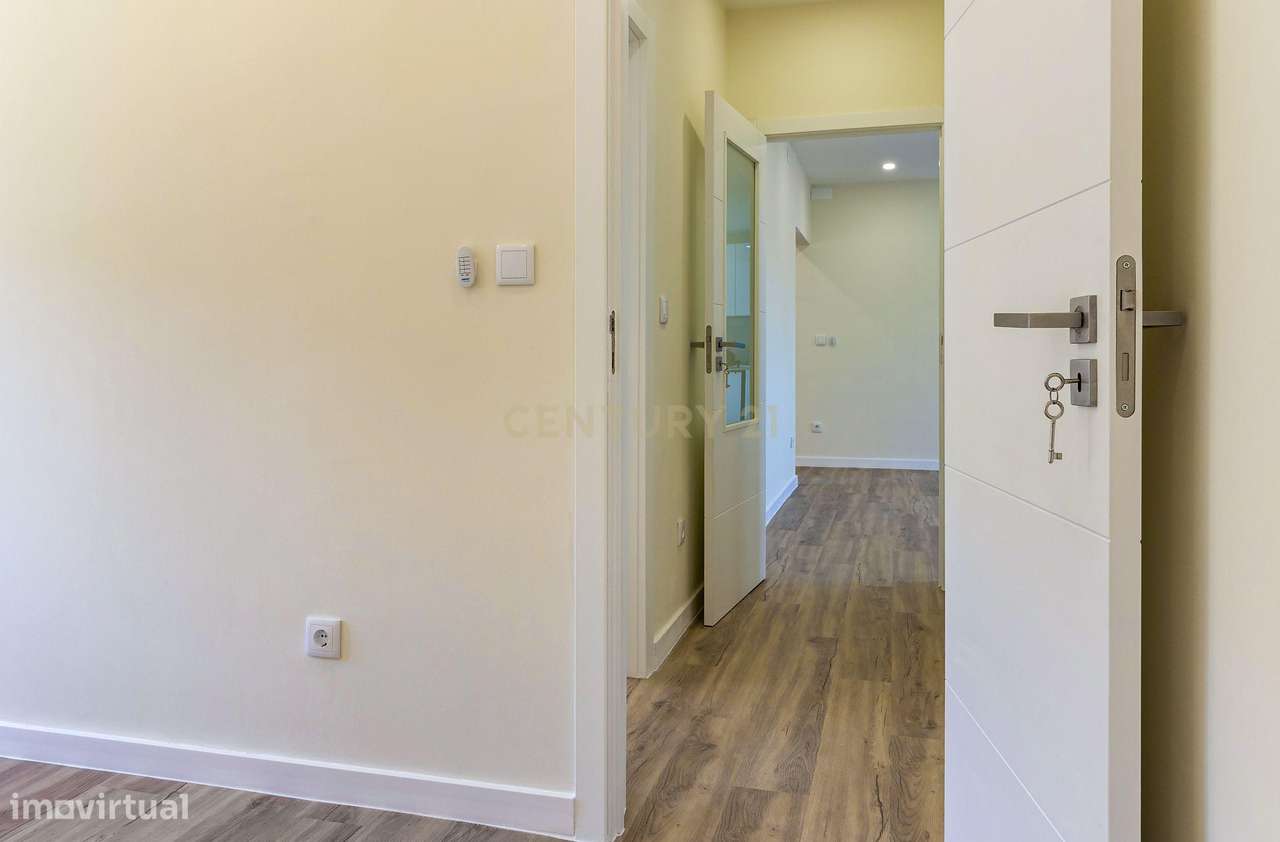 Apartamento T4 integralmente renovado em Alvalade, Lisboa. Em Venda!-4
