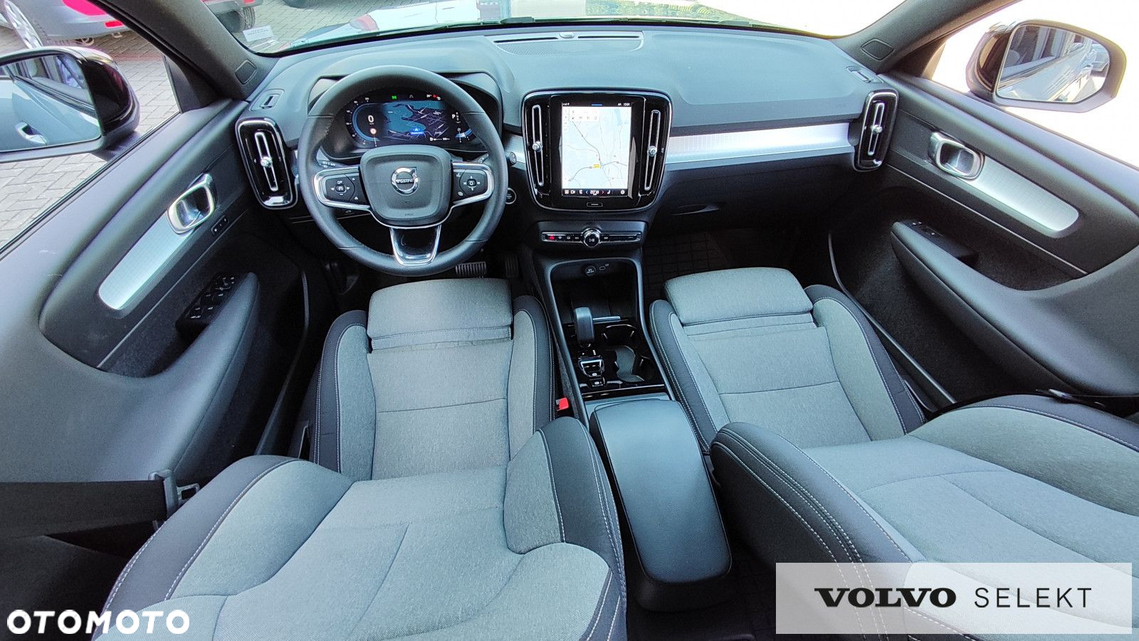 Volvo XC 40 - 35