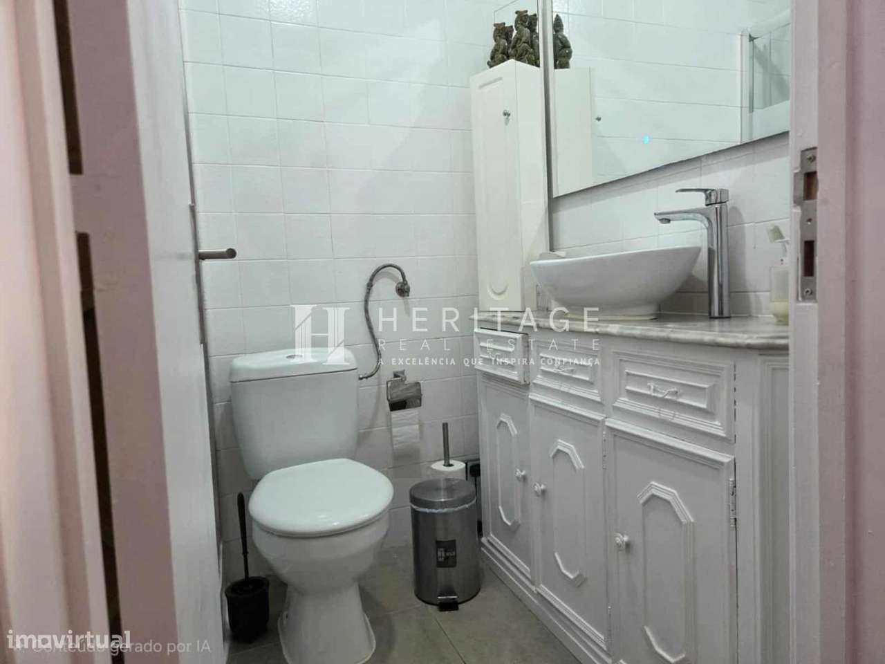 T1 arrendado na Rua Almada Negreiros nº15 em Mem Martins-11