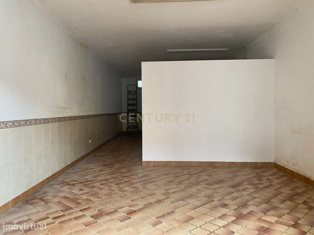 Prédio 2 pisos | Zona do Miradouro Setúbal - Grande imagem: 2/15