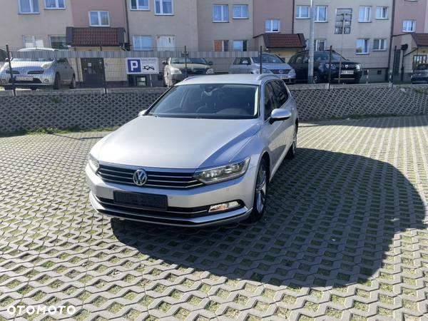 Volkswagen Passat Variant 2.0 TDI SCR DSG BlueMotion Highline - 7