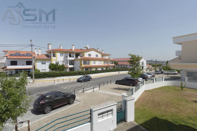 São Domingos de Rana - Apartamento T2 recente com suite e garagem-6