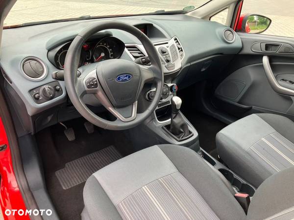 Ford Fiesta 1.25 Ambiente - 10