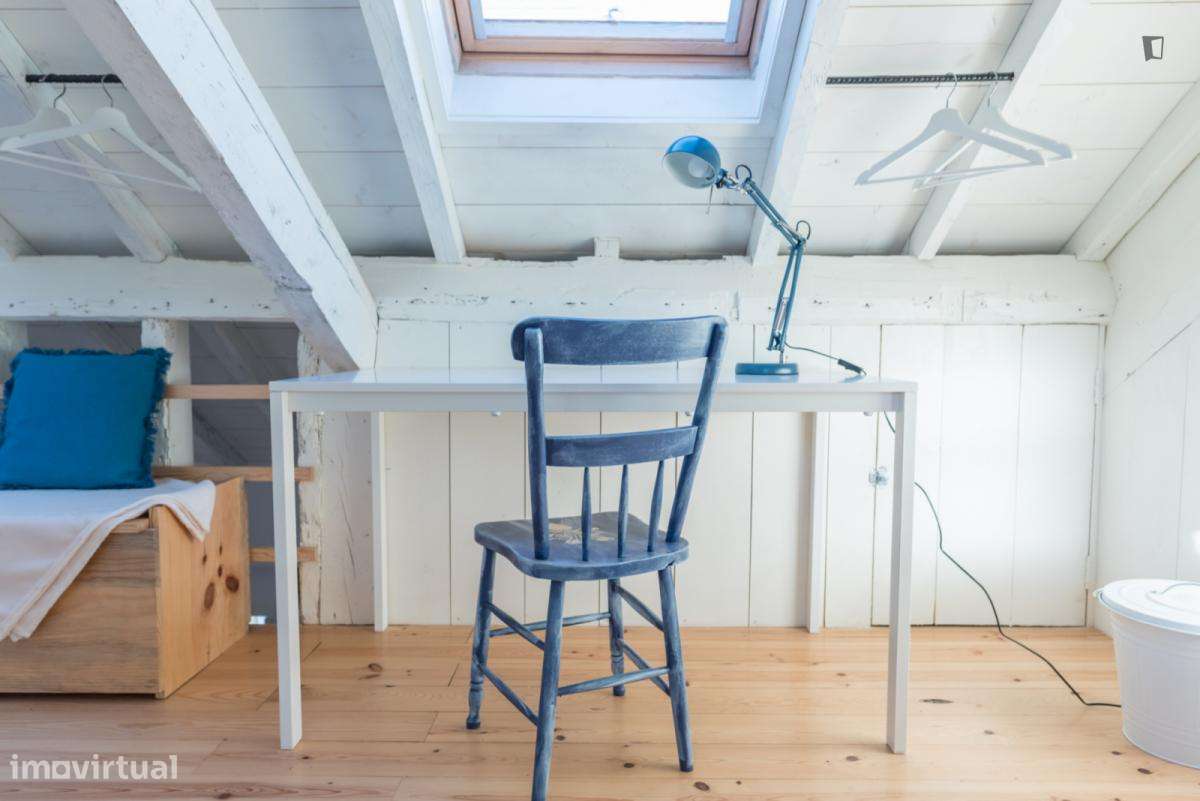 Apartamento com 2 quartos - localizado em Montes Claros Coimbra - Grande imagem: 2/6