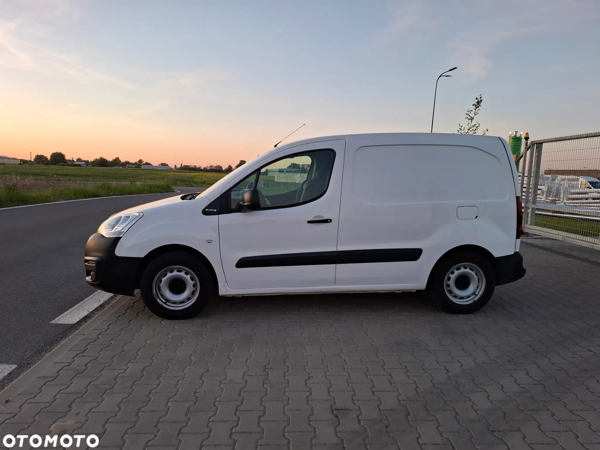 Citroën BERLINGO - 6