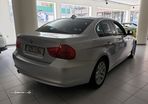 BMW 318 d LifeStyle - 4