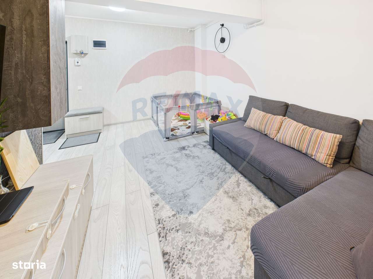 Apartament 3 camere - Titan,  balcon generos și 2 locuri de parcare - Imagine principală: 1/20
