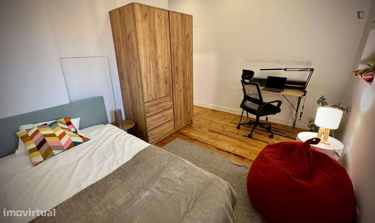 Quarto - localizado em Anjos Lisbon - Grande imagem: 3/13