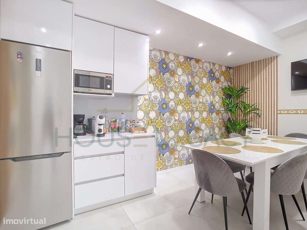 Loja versátil, luminosa e adaptável a várias atividades-11