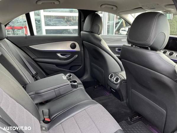 Mercedes-Benz E 200 4MATIC Aut. - 14