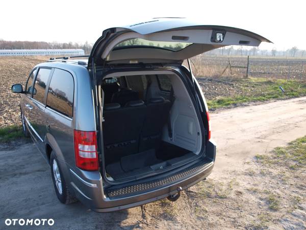 Chrysler Grand Voyager 2.8 CRD Automatik Limited - 23