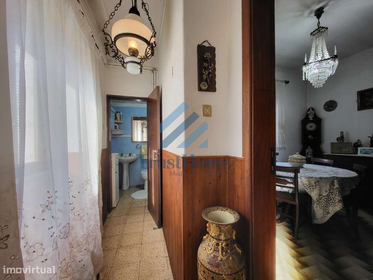 T4 com bastante potencial na Tojeira (Magoito) a 9min da praia...-4