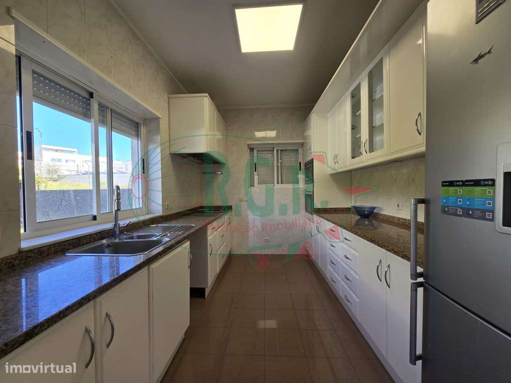 Moradia Isolada T3 | Piscina | Vistas Rio | 5 Min Porto-15