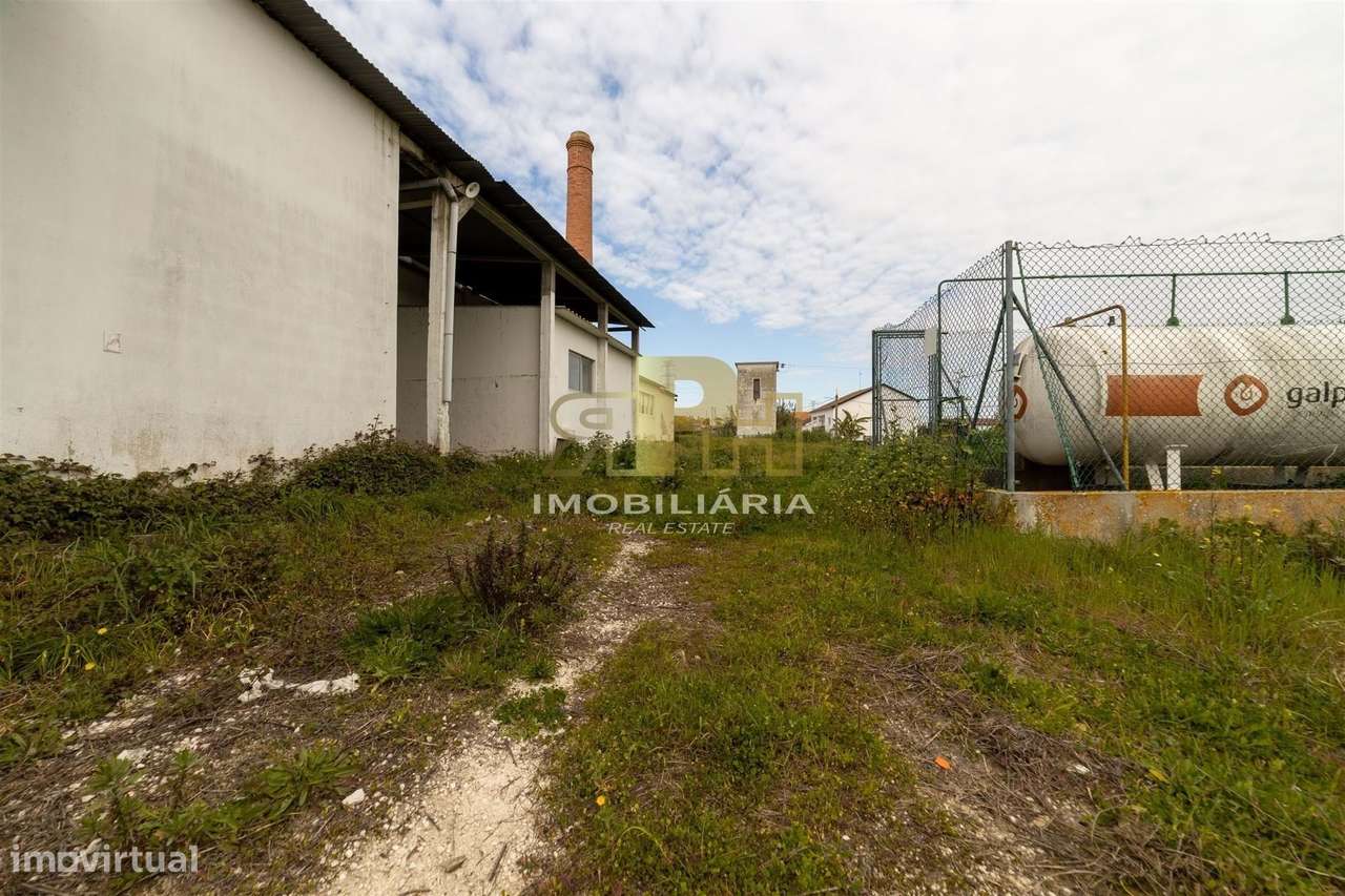 Armazém T6 Venda em Alcanhões,Santarém-37