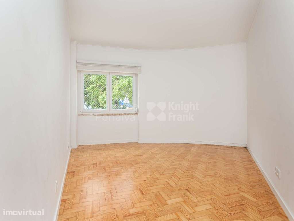 Apartamento T2 para Venda em Campo Ourique-14