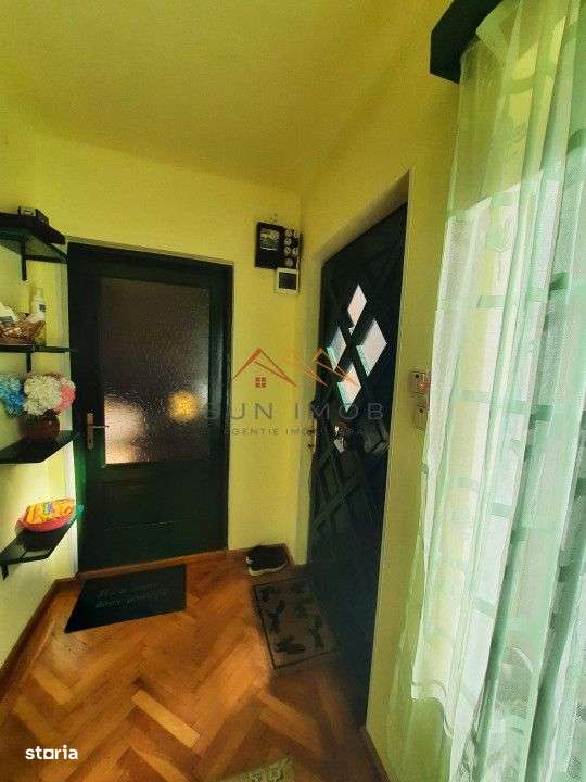 Casa de vacanta, P+M, 6 camere, teren 2200 mp, Breaza, Judetul Prahova - Imagine principală: 4/15