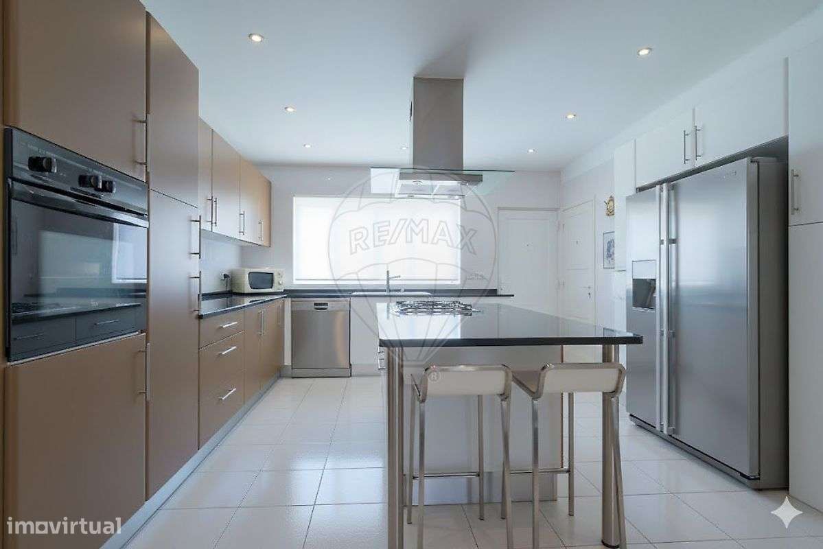 Moradia T4 para venda-22