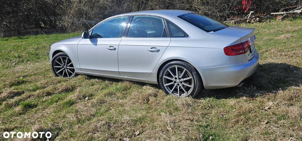 Audi A4 3.2 FSI Quattro - 13