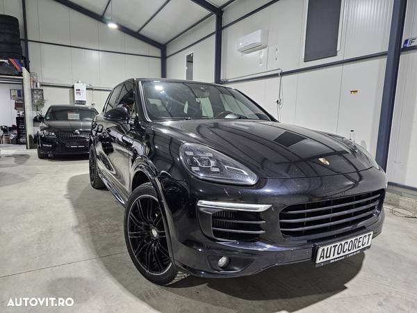 Porsche Cayenne Diesel Tiptronic S - 1