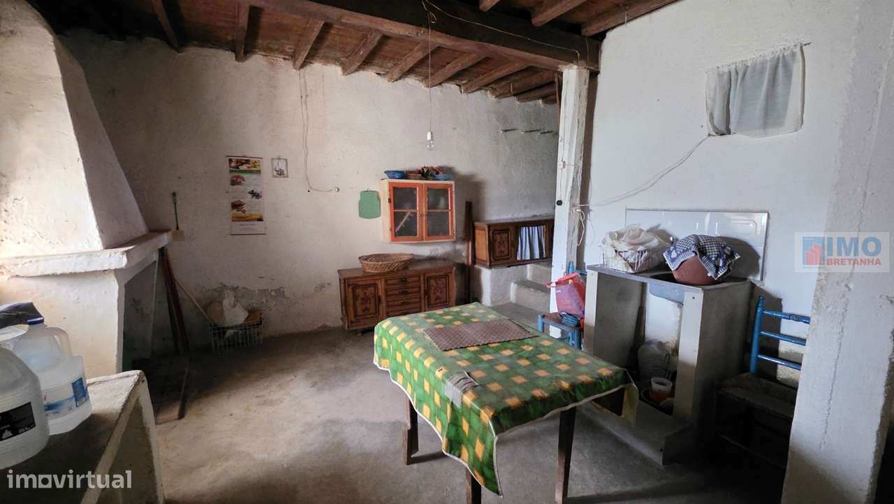 Moradia V2 em Alcafozes- Idanha a Nova - Grande imagem: 5/21