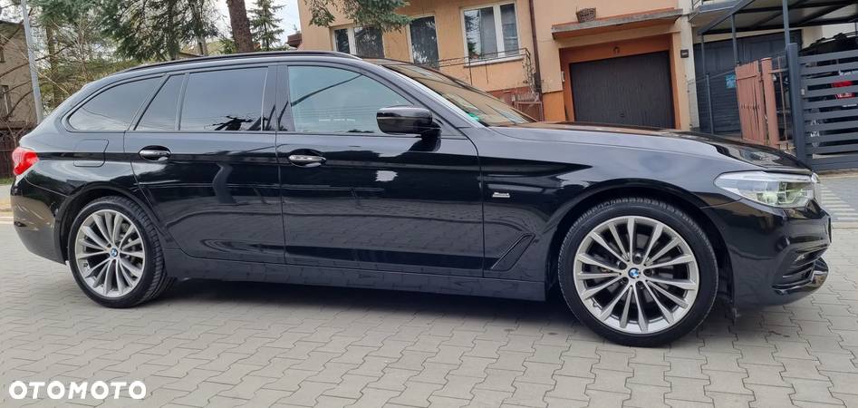 BMW Seria 5 520d Sport Line - 5