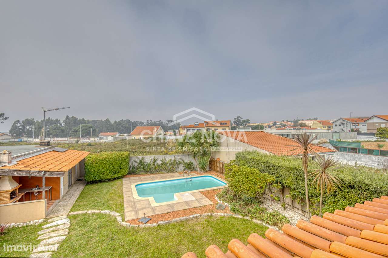 Moradia T3 Canidelo COMO NOVA com Piscina 4 Frentes-31